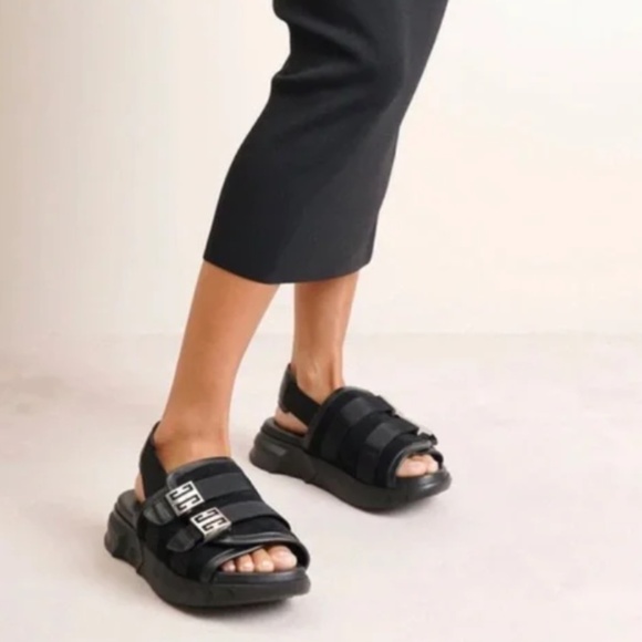 Givenchy Leather Sandals size 8 - Picture 2 of 12